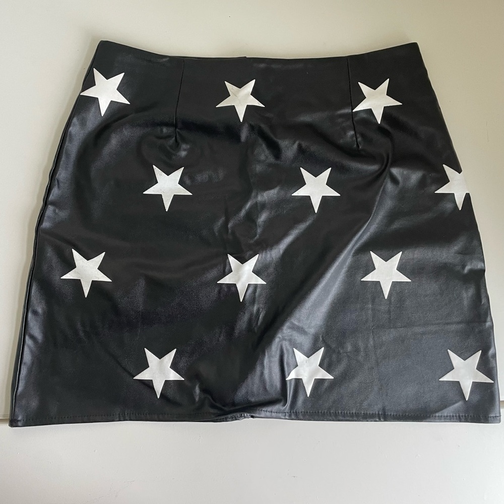 SHEIN Faux Leather Skirt
